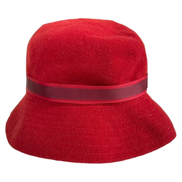 Vintage Banana Republic Red Wool Women's Hat Ribbon Trim Gold Pearl Embellished - Picture 4 of 8